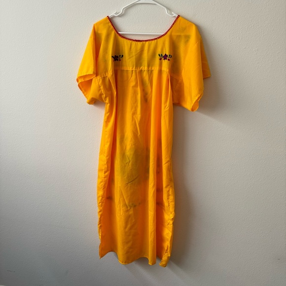 Flor de Luz Mexican handmade dress in Yellow - Picture 5 of 5